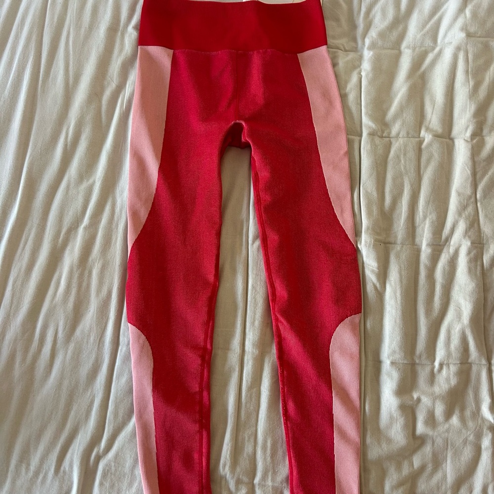Fabletics Red Large Leggings